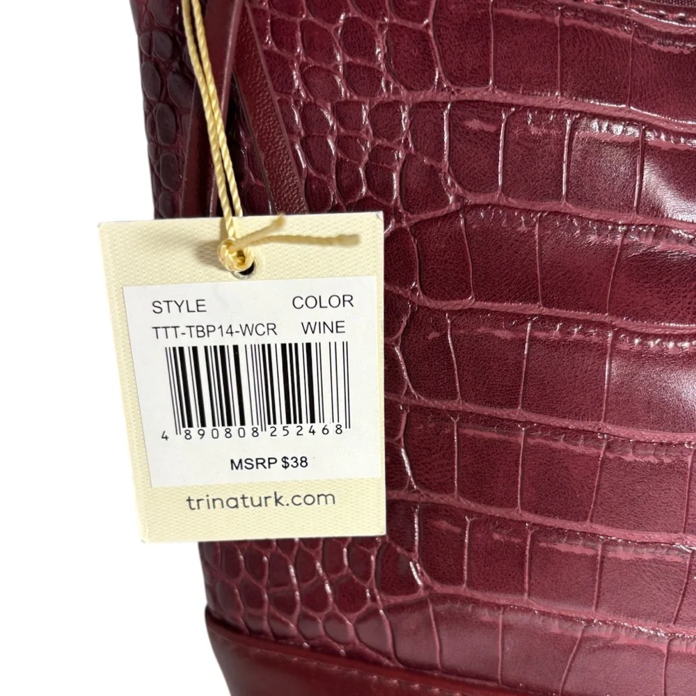 Trina Turk Makeup Bag Large Croco Embossed Burgundy Zip Top Closure Wipe Clean